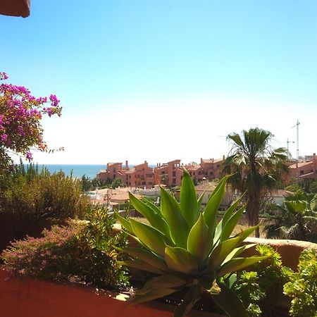 Bahia Beach Apartments Estepona Phòng bức ảnh