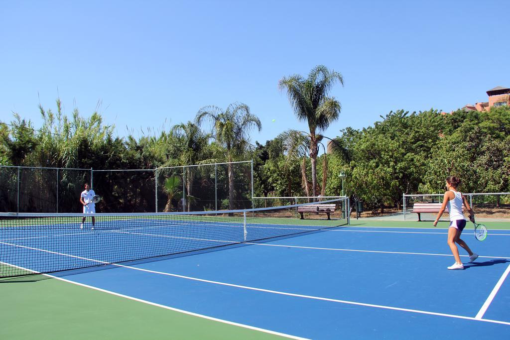 Bahia Beach Apartments Estepona Ngoại thất bức ảnh
