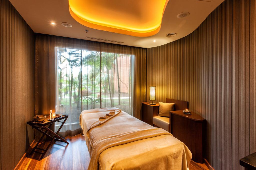 Bahia Beach Apartments Estepona Ngoại thất bức ảnh
