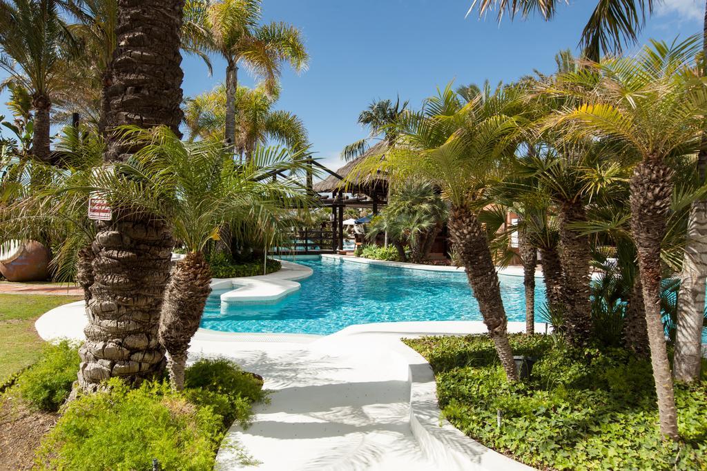 Bahia Beach Apartments Estepona Ngoại thất bức ảnh