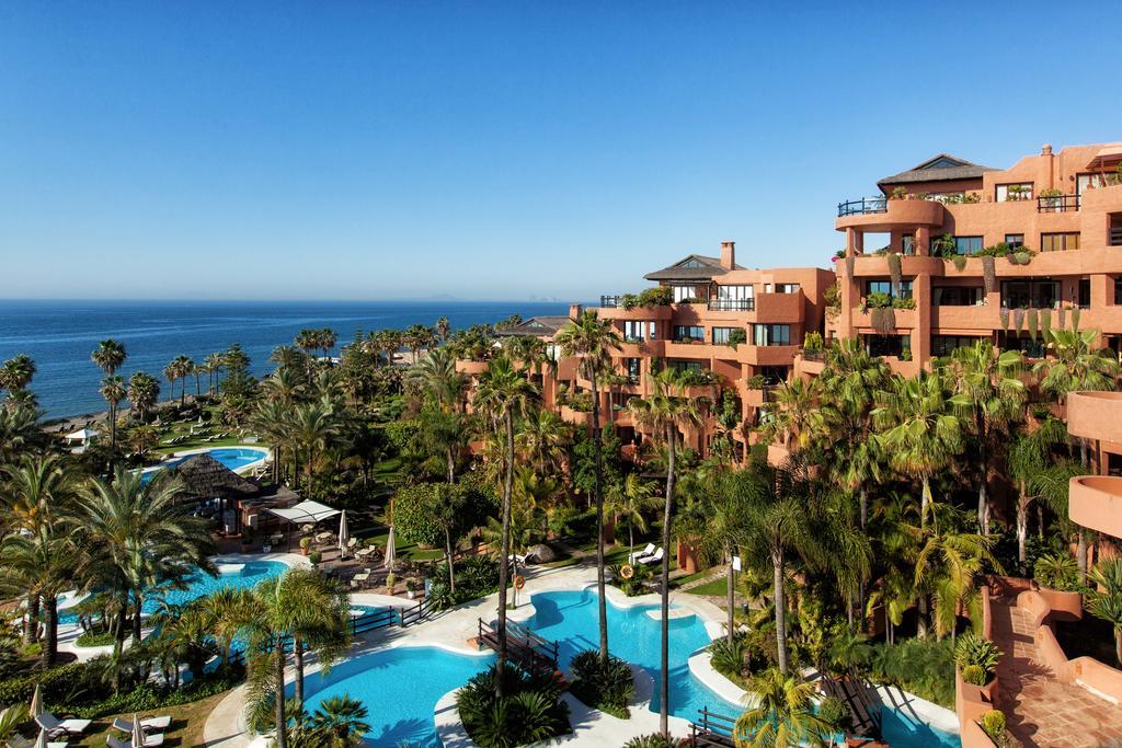 Bahia Beach Apartments Estepona Ngoại thất bức ảnh
