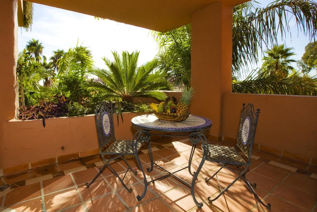 Bahia Beach Apartments Estepona Phòng bức ảnh