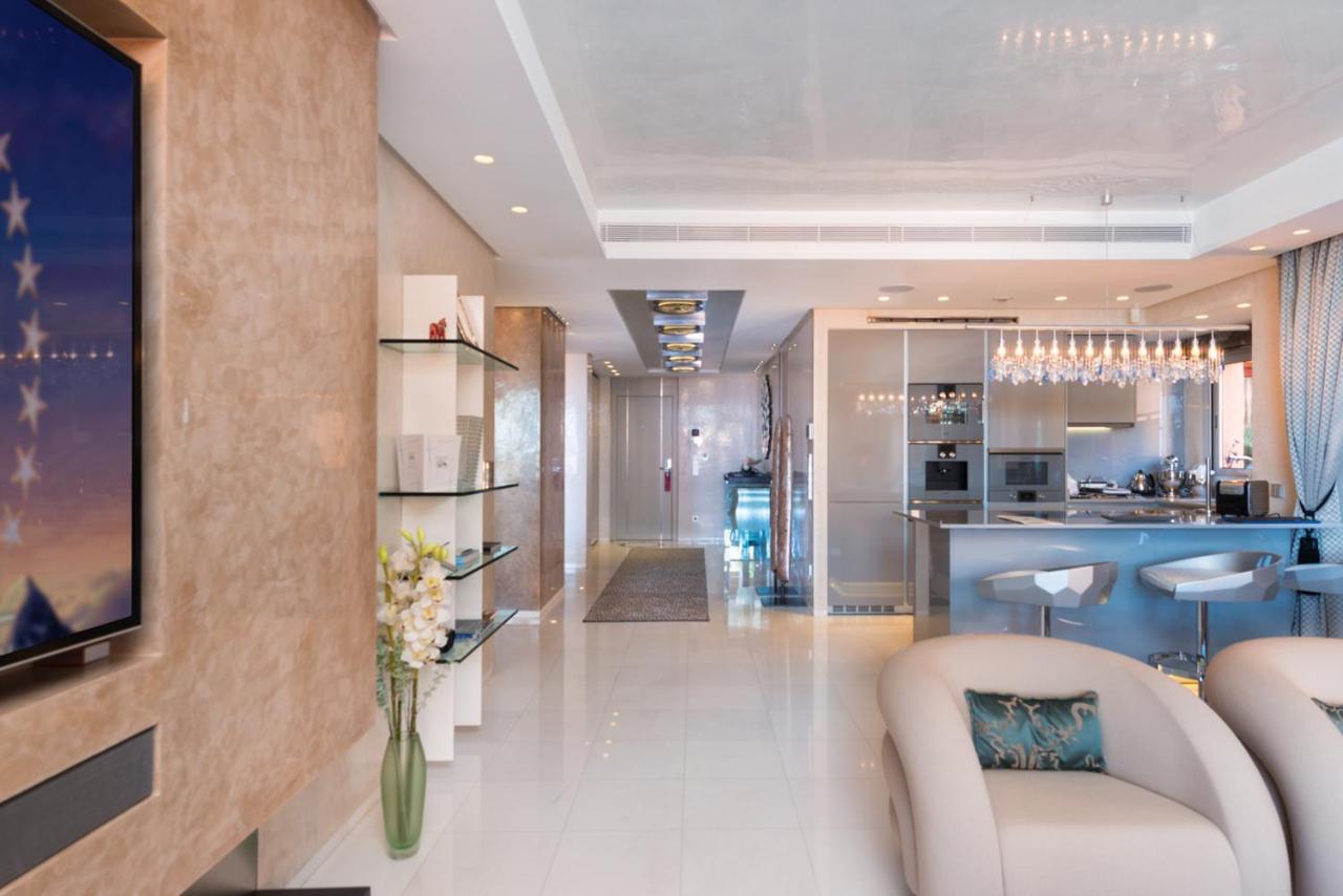 Bahia Beach Apartments Estepona Ngoại thất bức ảnh