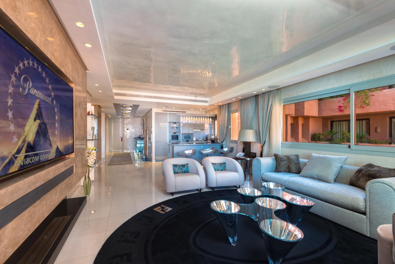 Bahia Beach Apartments Estepona Ngoại thất bức ảnh