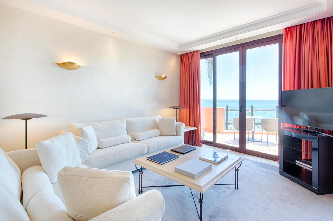 Bahia Beach Apartments Estepona Ngoại thất bức ảnh